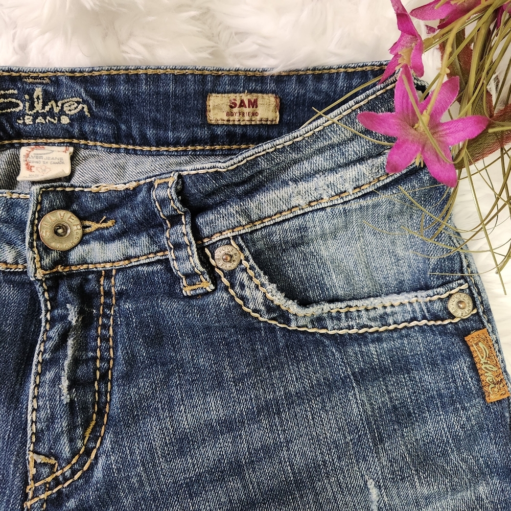 Silver Sam Distressed Jeans - Picture 4 of 6